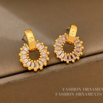 French simple geometric zircon earrings light luxury fashion new niche earrings